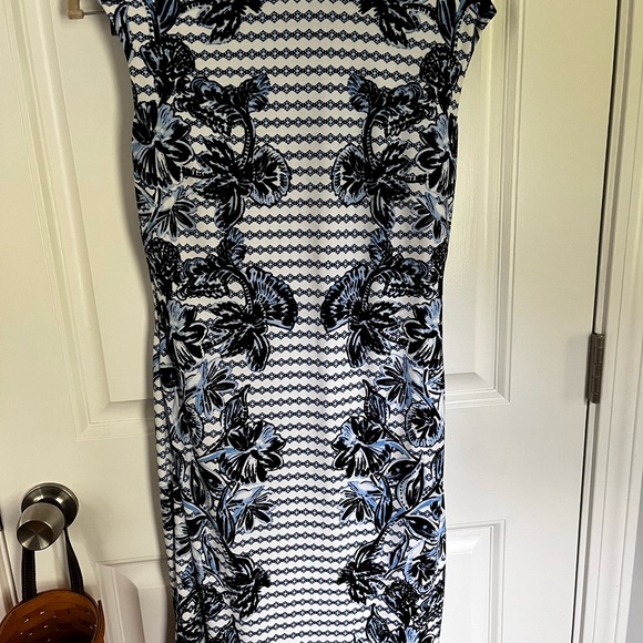 Vince Camuto size 8 dress blue/white - Picture 4 of 4